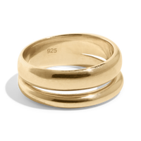 Double band gold ring. One thicker band and one thiner. Well polished