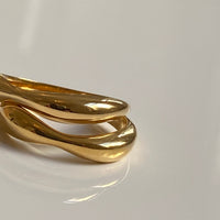 Two gold ring set